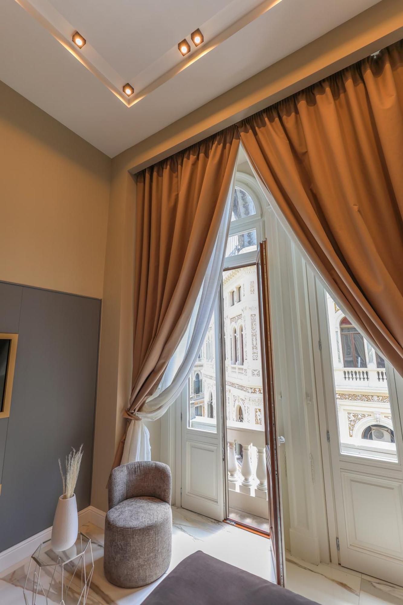 Maison San Carlo Luxury Suites Napoli Ngoại thất bức ảnh