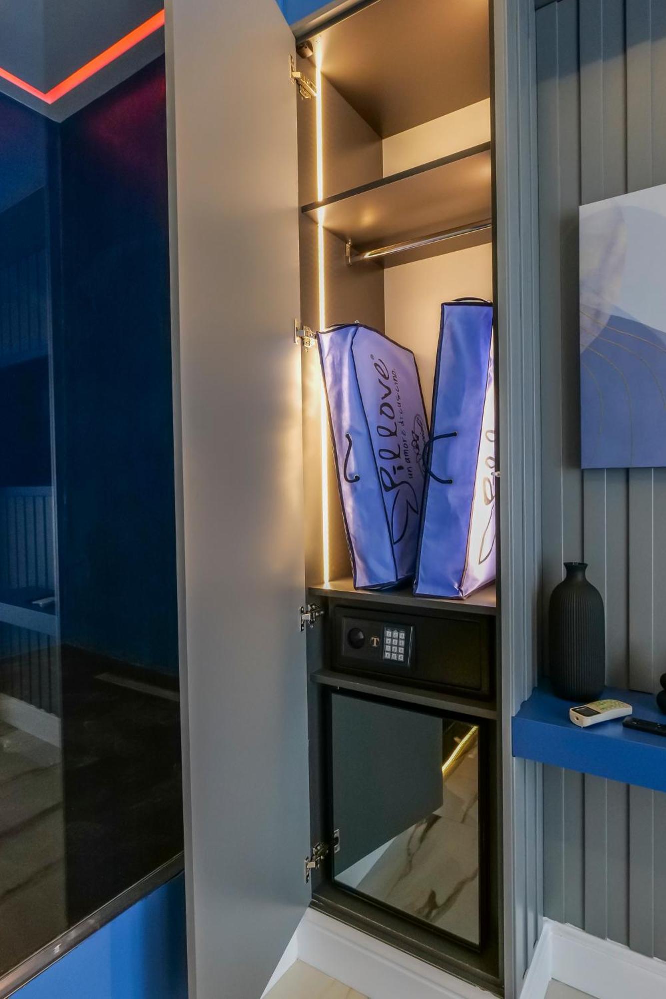 Maison San Carlo Luxury Suites Napoli Ngoại thất bức ảnh