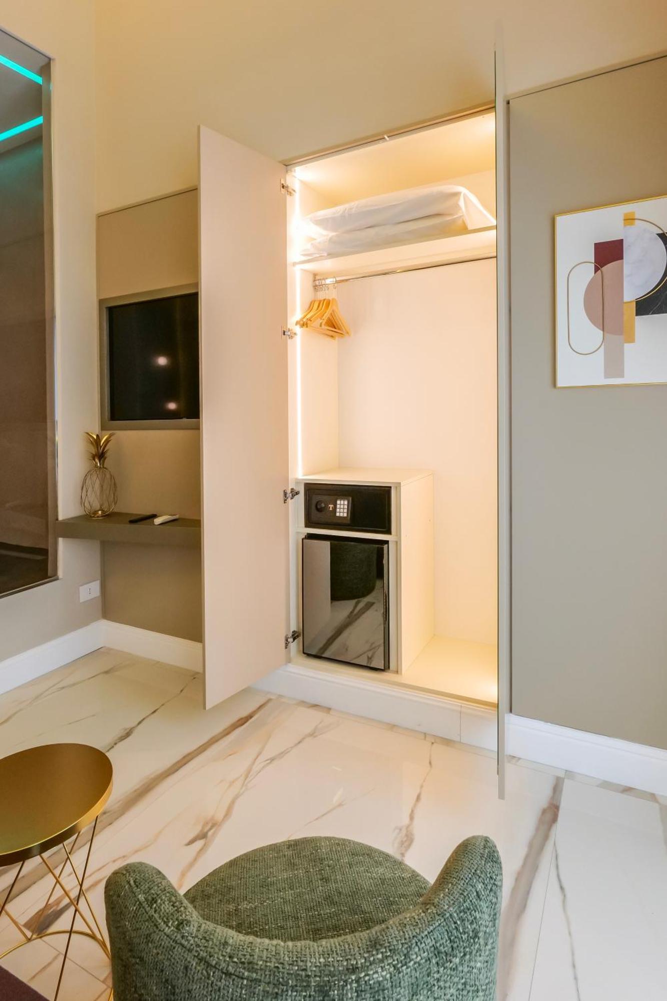 Maison San Carlo Luxury Suites Napoli Ngoại thất bức ảnh
